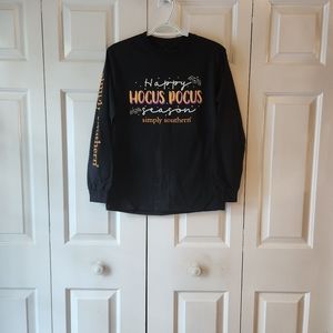 Simply Southern Hocus Pocus Tee. Size Small.